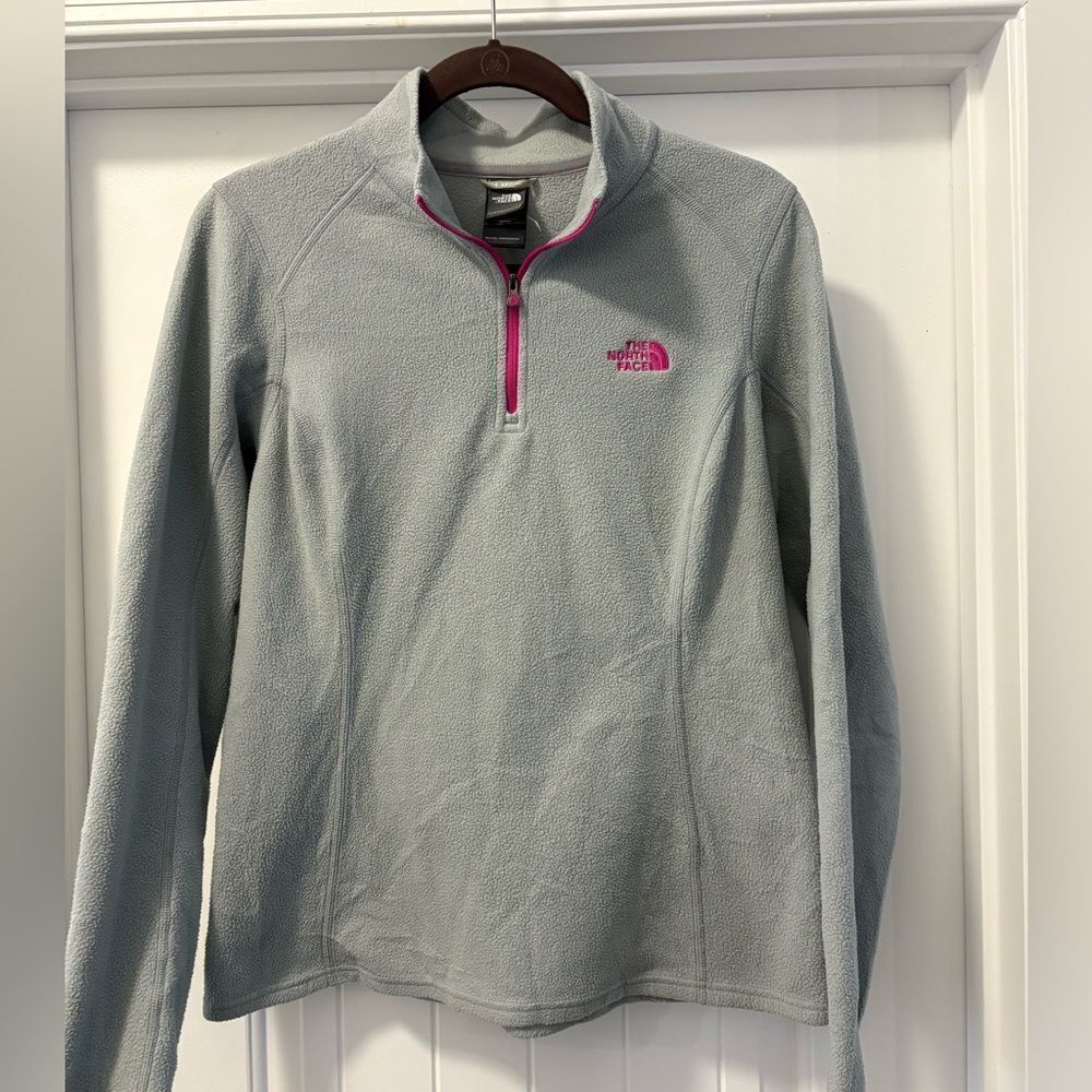 The North Face Women's Light Gray Fleece with Pink Zipper